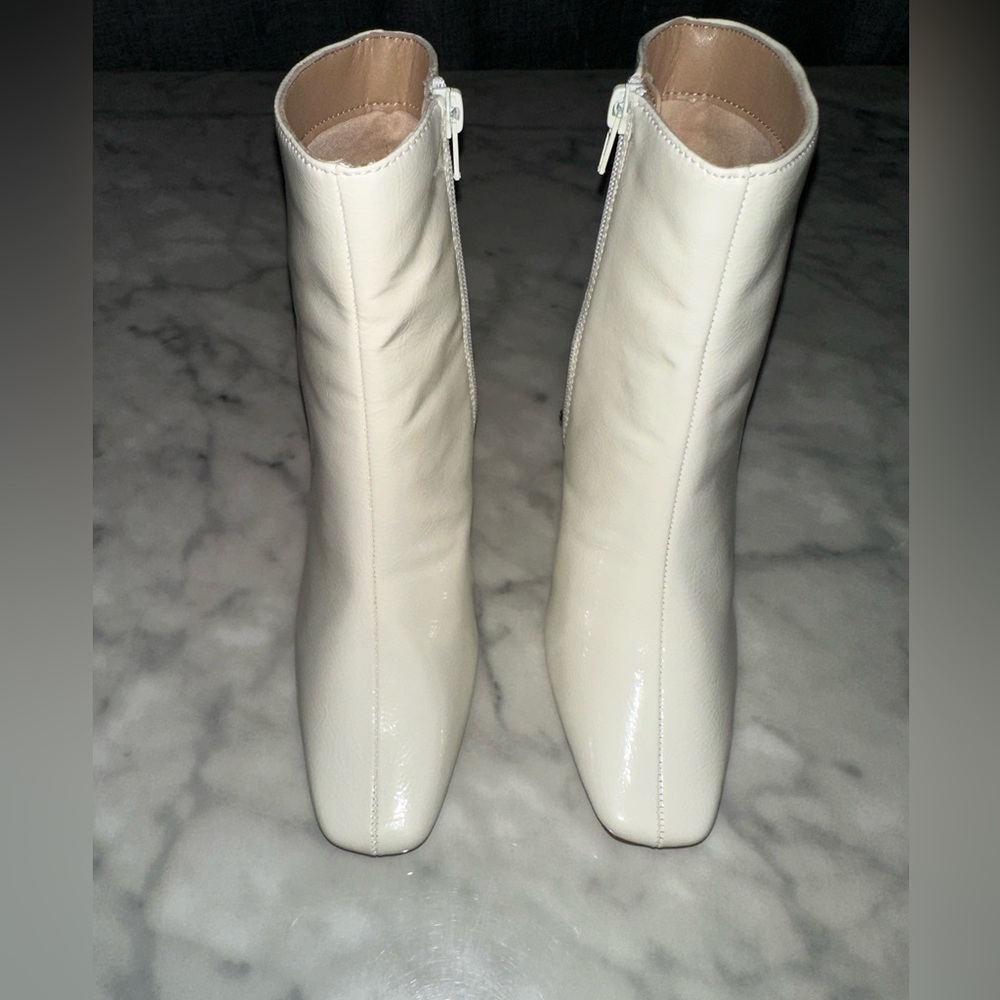 Journee Collection Cream Heeled Boots - Picture 6 of 7